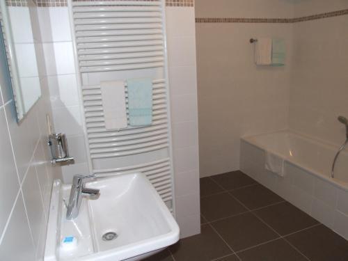 Well'In Hotel Wellin Ngoại thất bức ảnh